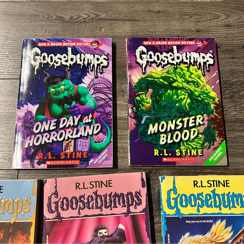 Goosebumps Books Bundle - Picture 6 of 7